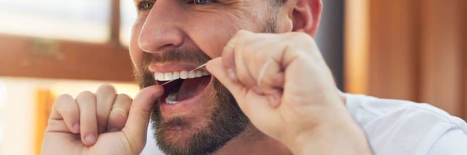 fio ou fita dental